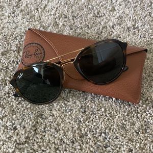 EUC RayBan Sunglasses RB4253 G-15 Lenses